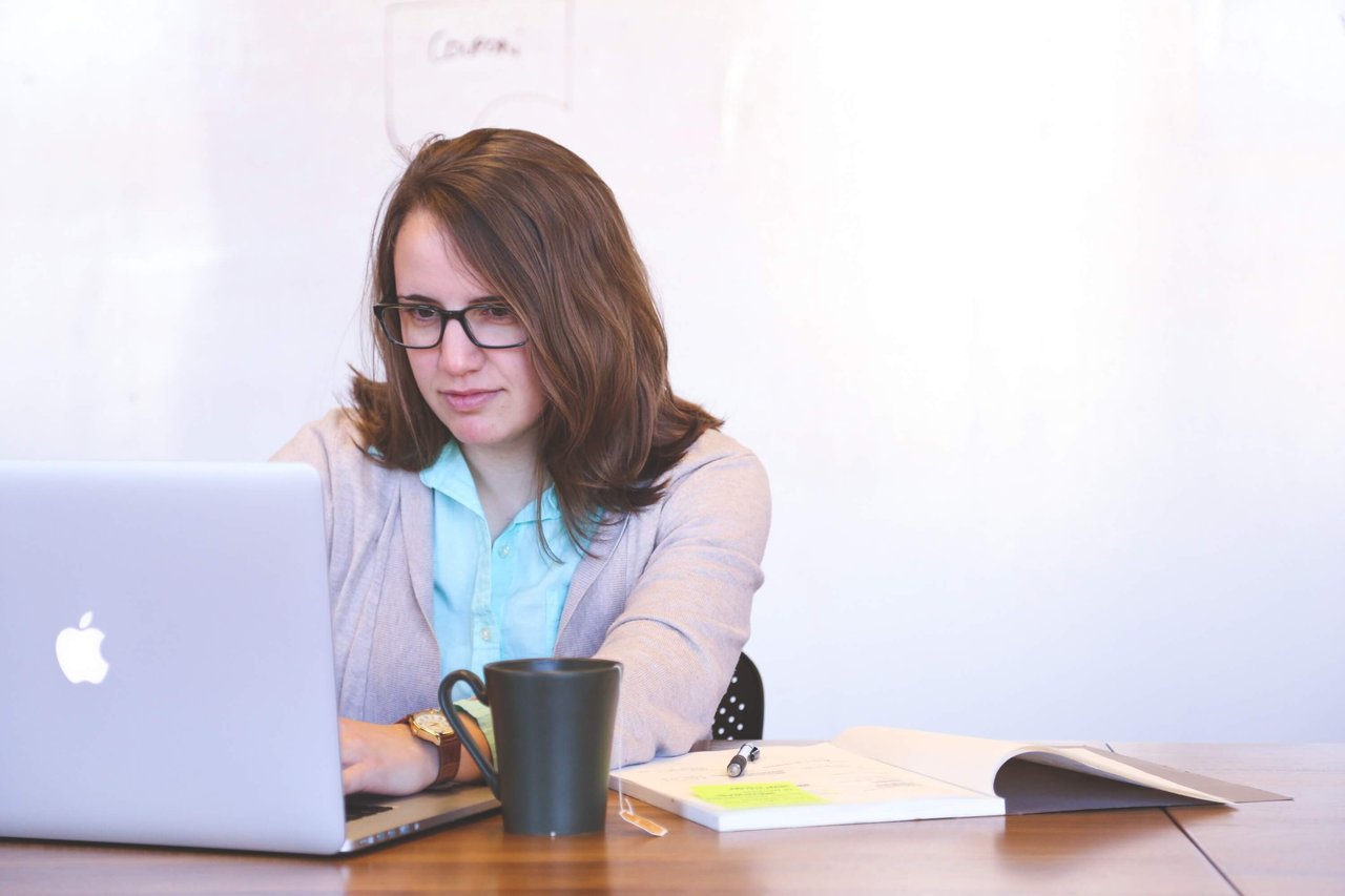 accountant working to improve month end closing process