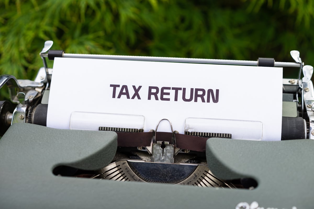 how much tax does a small business pay in australia