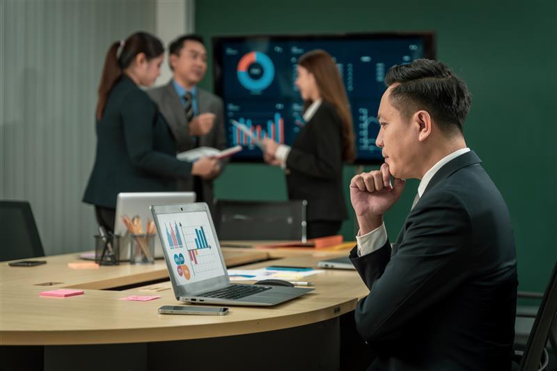 modern-asian-businessman-with-high-confidence-comm-2025-03-13-23-35-31-utc