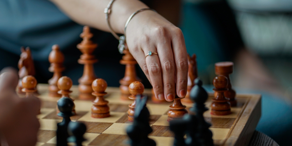 how to manage stress as a cfo