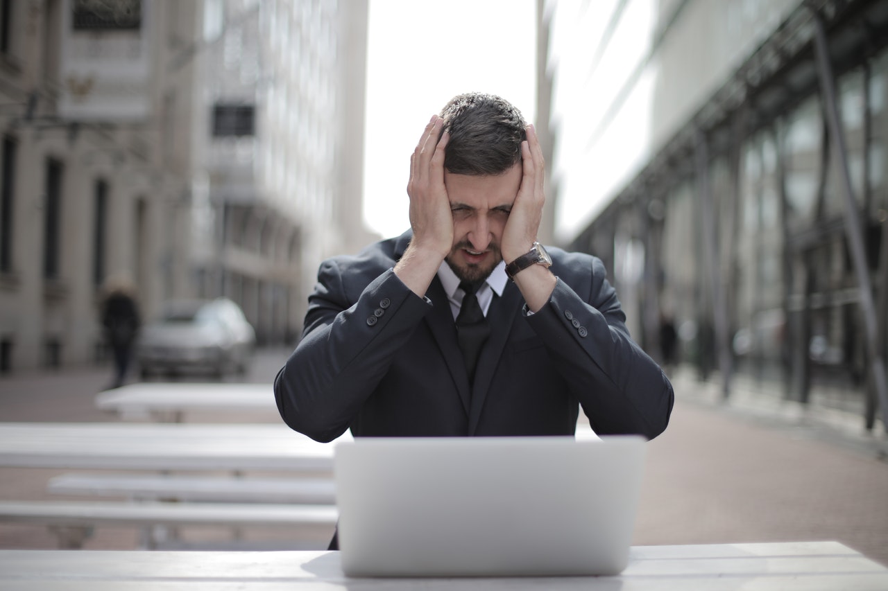 man in suit maintaining emotional intelligence